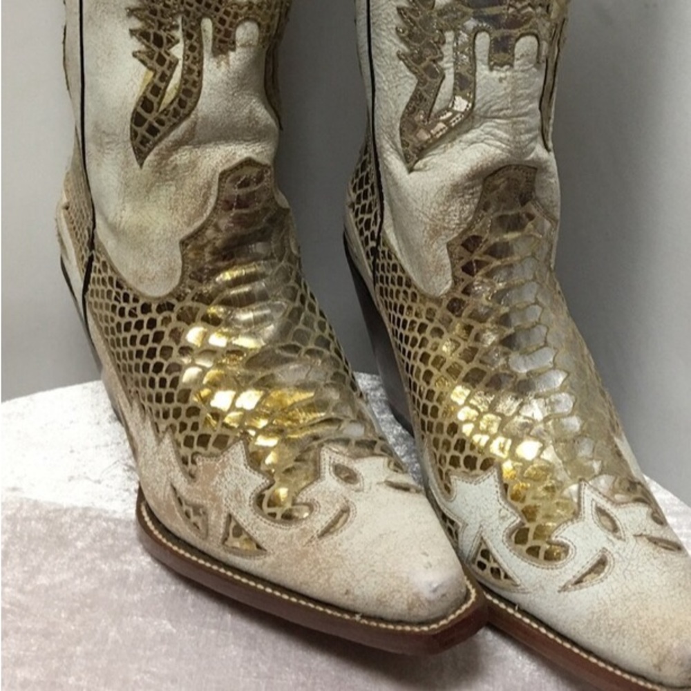 COPY - Corral Boots Metallic Snake Skin Eagle Outlay Boots Women’s Size 9 with …